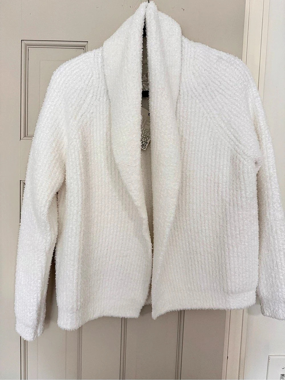 Barefoot Dreams Textured Cardigan in White NWT
